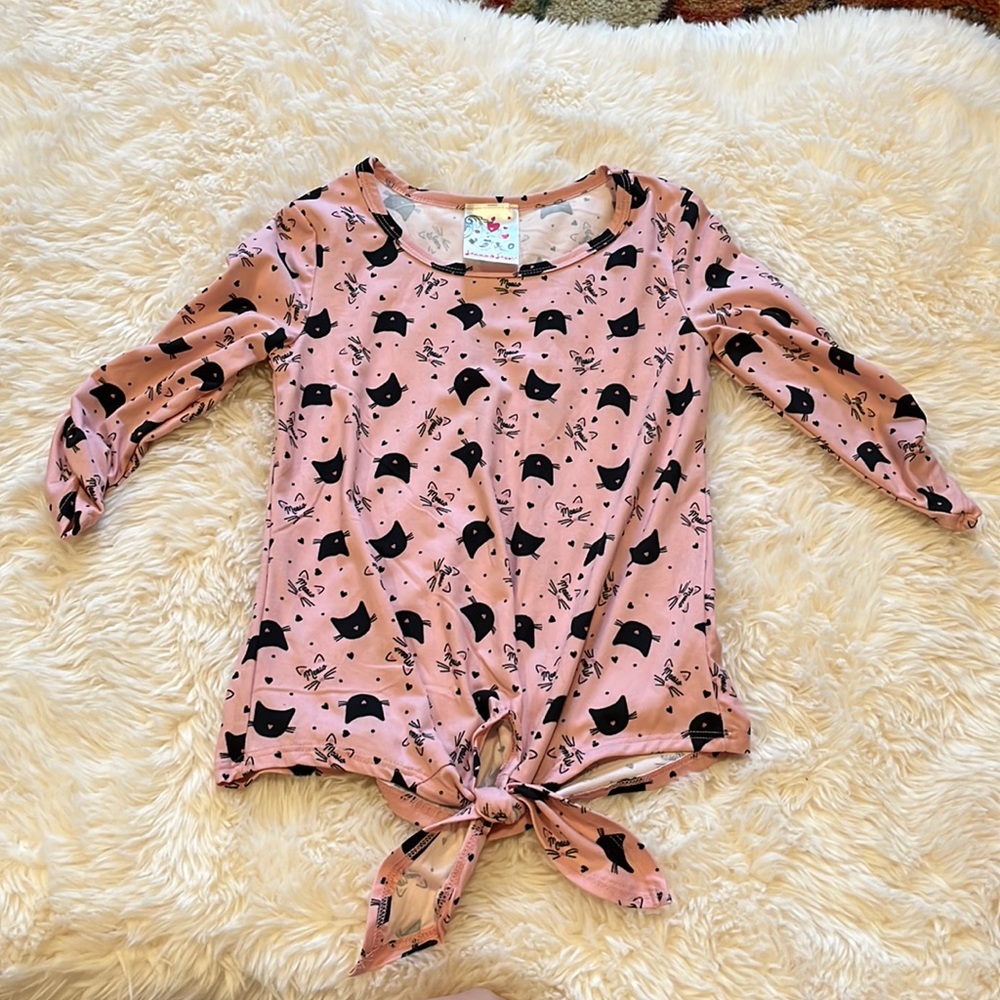 Jenna & Jessie girls size 7 pink shirt with black cats print
